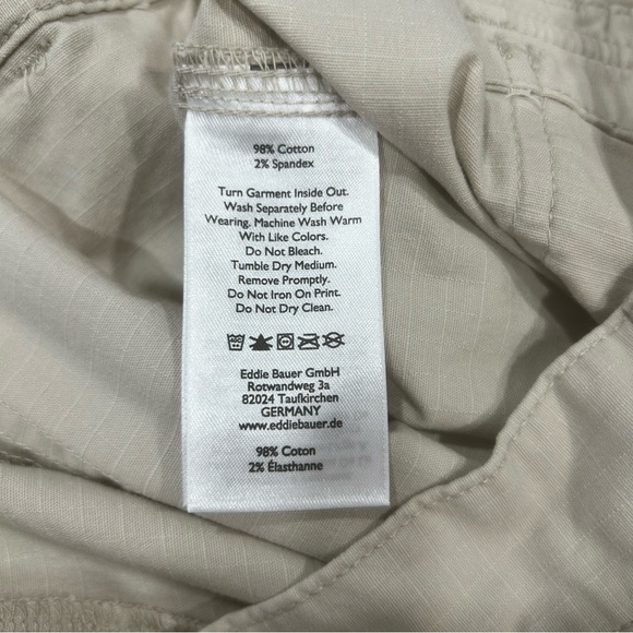 Eddie Bauer Adventure Ripstop Shorts Womens sz  8P Beige Hiking Outdoor new walk - Picture 7 of 16